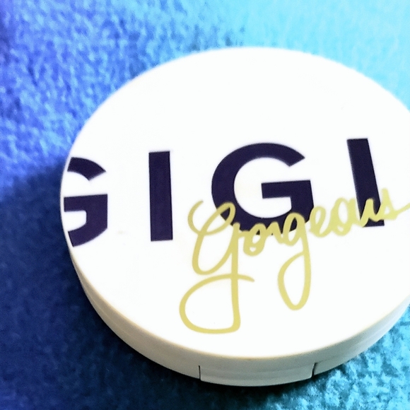 Blush and highlighter bundle - Picture 6 of 14